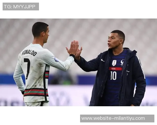 姆巴佩积极参与皇马训练米利唐阿诺德等球员缺席情况引关注